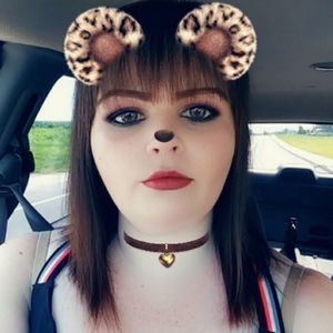 Meet your Posher, Daphne